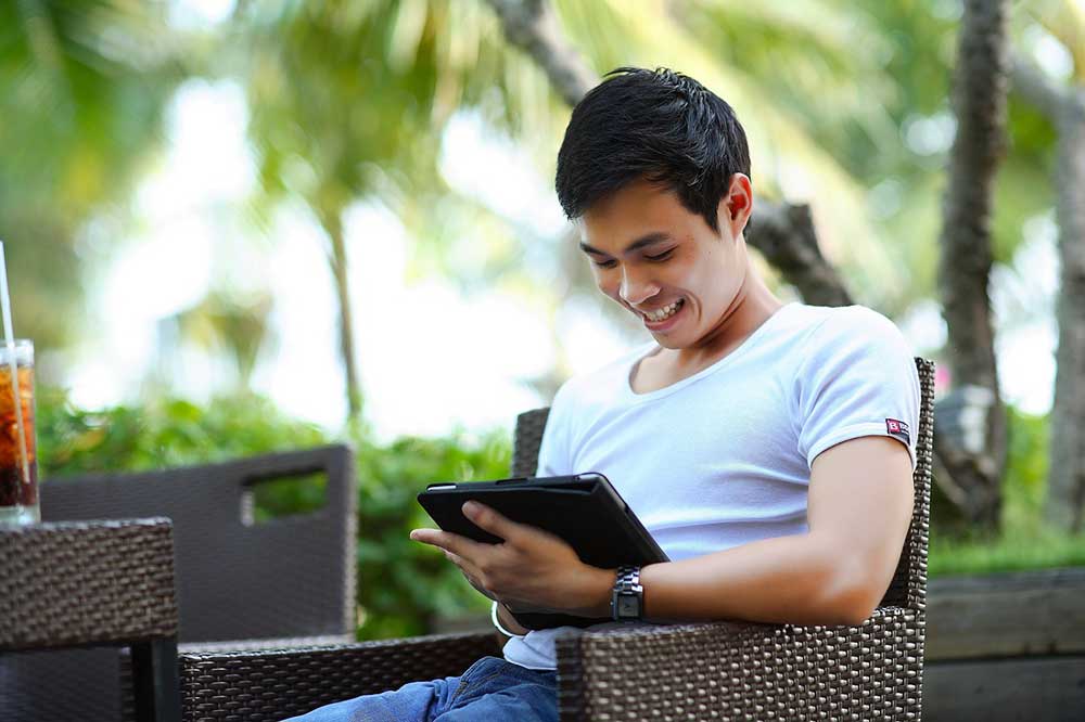 Cómo establecer hábitos de lectura diarios